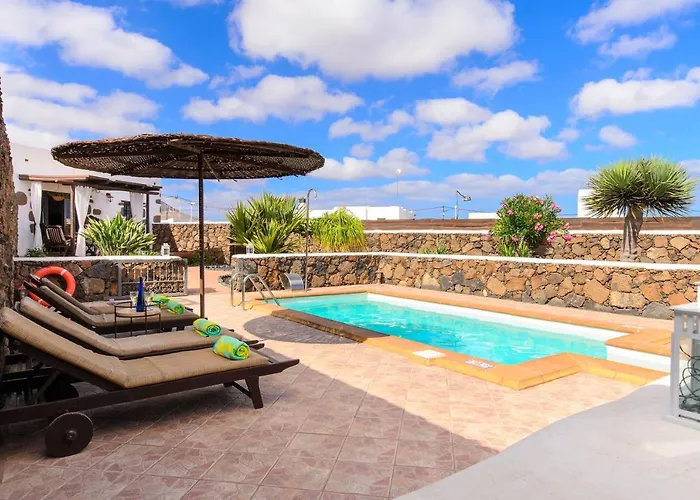 别墅 El Caserio De