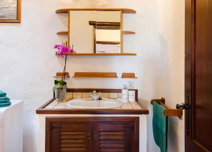 El Caserio De Güime