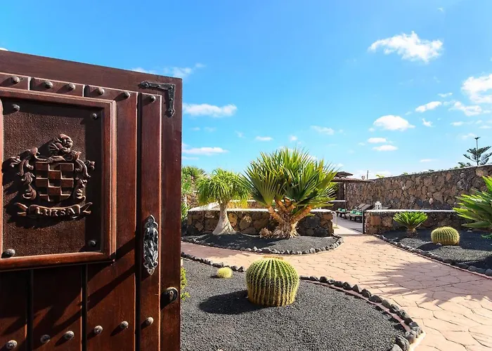 El Caserio De Villa Guime